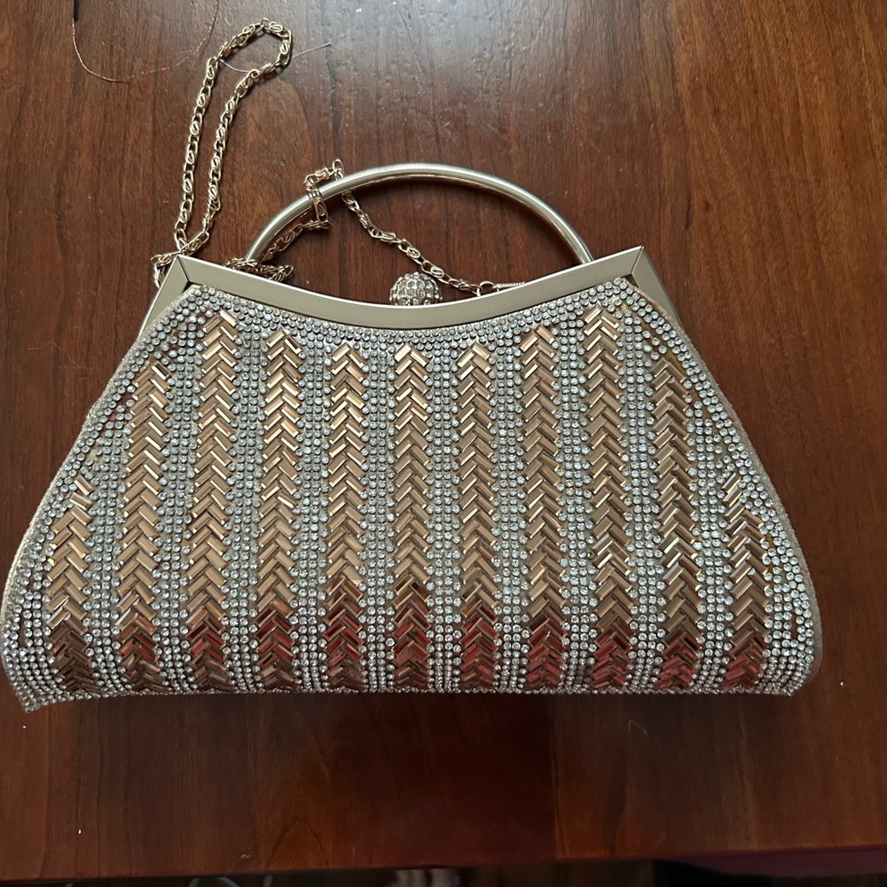 Fancy clutch